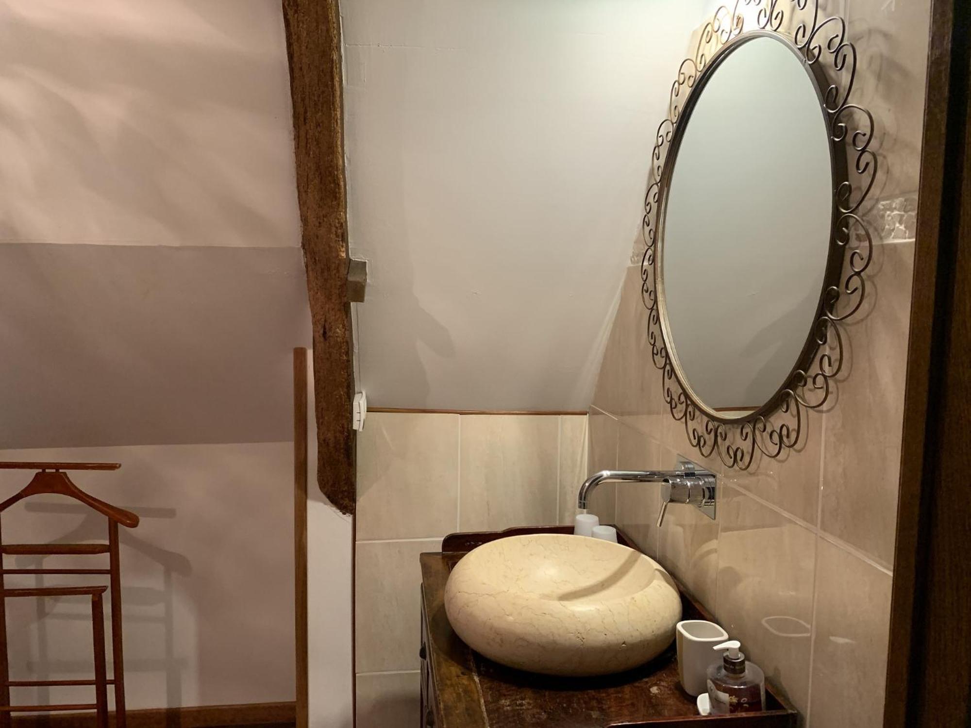 Le Clos Des Tilleuls D Day Home, Chambres D'Hotes, Suite Avec Sauna Privatif, Suite Avec Balneotherapie Privative, En Supplement Option Spa Bain A Remous La Vendelée Exterior foto