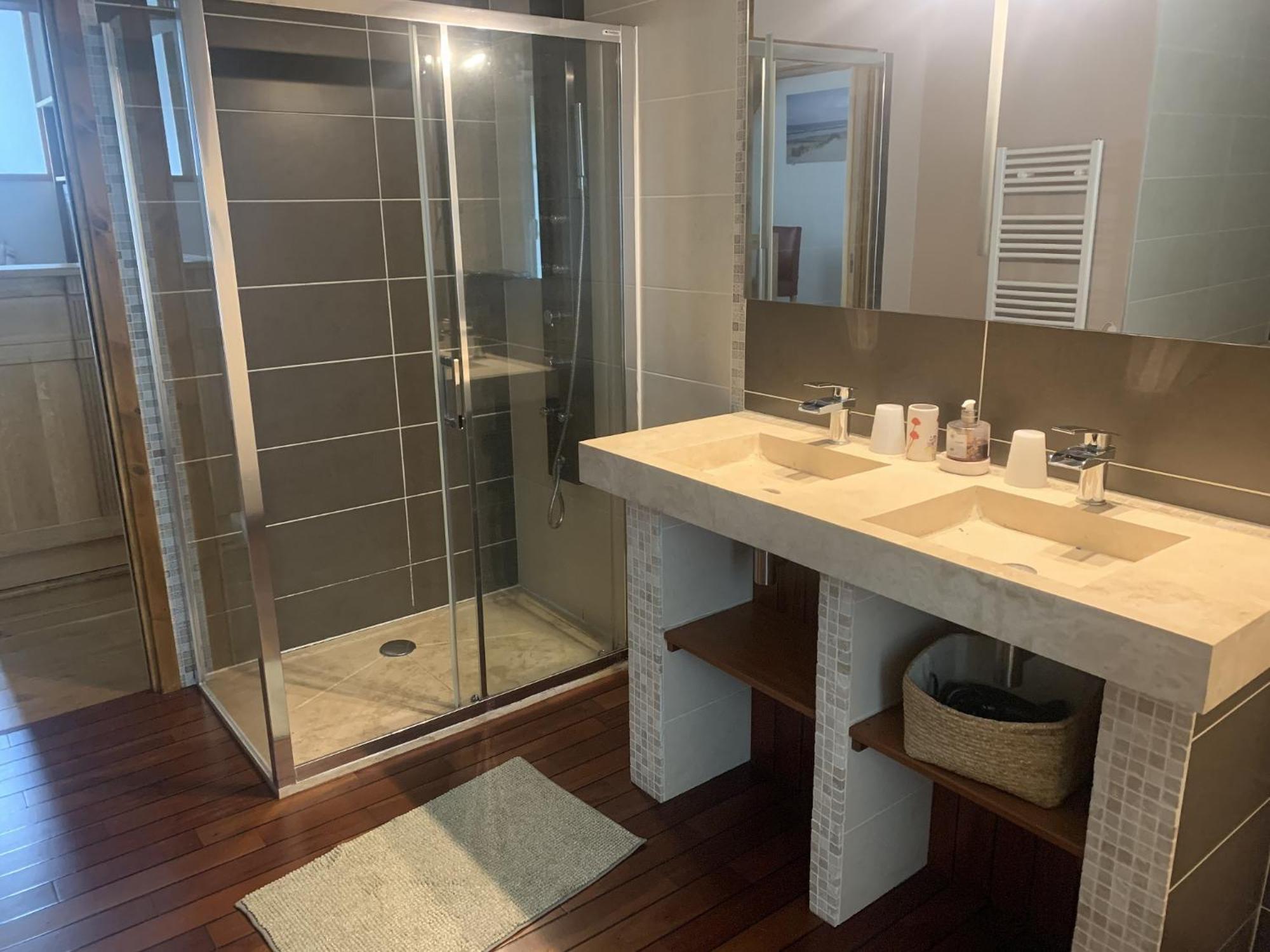 Le Clos Des Tilleuls D Day Home, Chambres D'Hotes, Suite Avec Sauna Privatif, Suite Avec Balneotherapie Privative, En Supplement Option Spa Bain A Remous La Vendelée Quarto foto